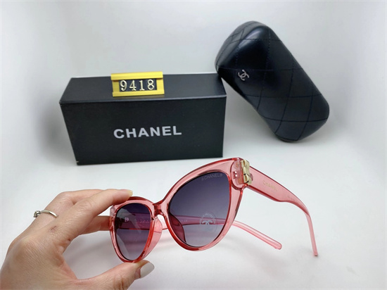 Chanel Sunglass A 054